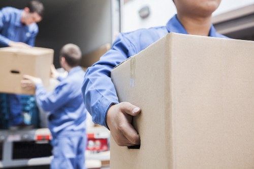 Local home moving service in Kennington for flats and houses