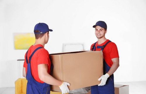 Packing and transport service for flats and homes in Kennington