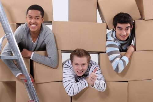Local movers assisting with a household relocation in Kennington