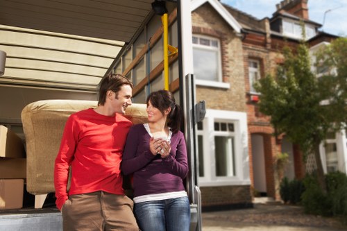 Reliable Kennington man and van service prepared for flexible moving jobs