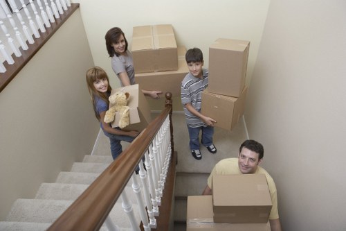 Local removal truck hire service for homes and businesses in Kennington